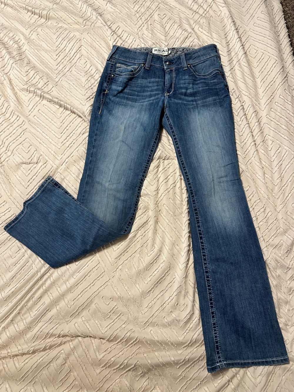 Ariat REAL Classic Mid-Rise Blue Women's Jeans - Size 32L